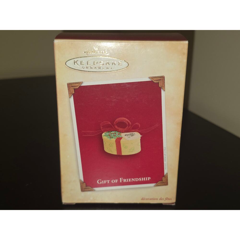 Hallmark Keepsake Ornament - # 5611 Gift of Friendship - 2004